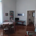 Memena Apartment *